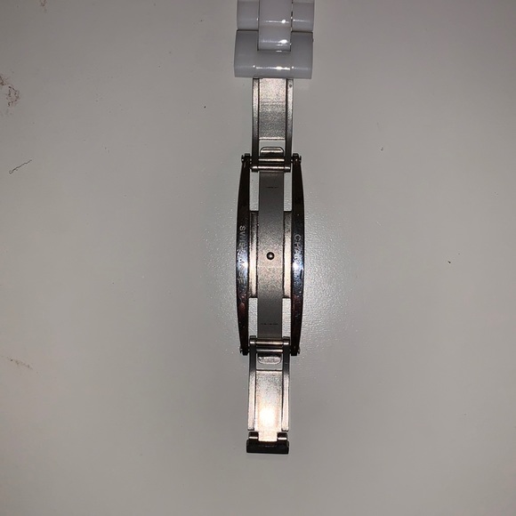 White Chanel J12 Watch - Picture 3 of 6